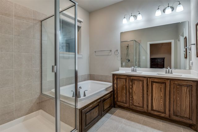 1710 Green Jasper Place, Arlington, TX 76005