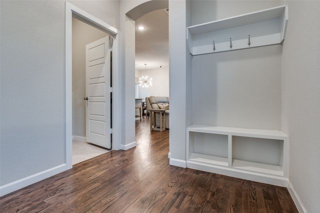 1710 Green Jasper Place, Arlington, TX 76005