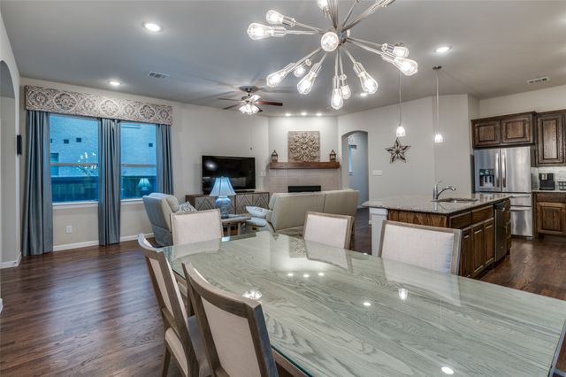 1710 Green Jasper Place, Arlington, TX 76005