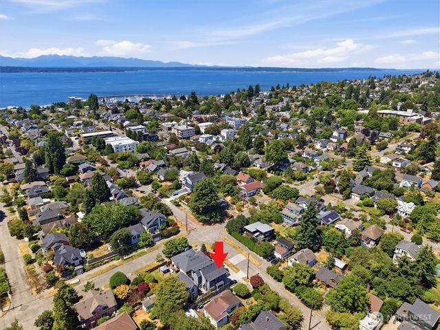 2853 B NW 63rd Street, Seattle, WA 98107