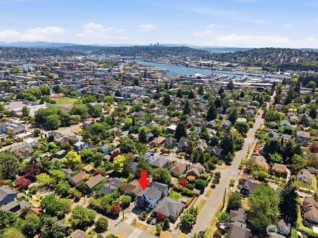 2853 B NW 63rd Street, Seattle, WA 98107