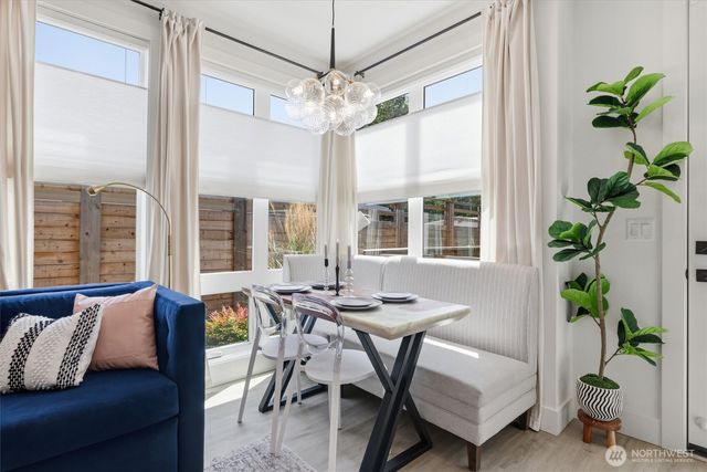 2853 B NW 63rd Street, Seattle, WA 98107
