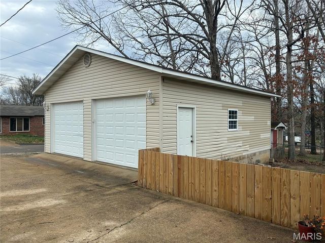 1723 Sunset Drive, Poplar Bluff, MO 63901