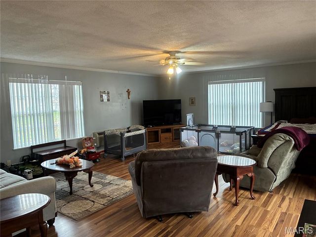 1723 Sunset Drive, Poplar Bluff, MO 63901