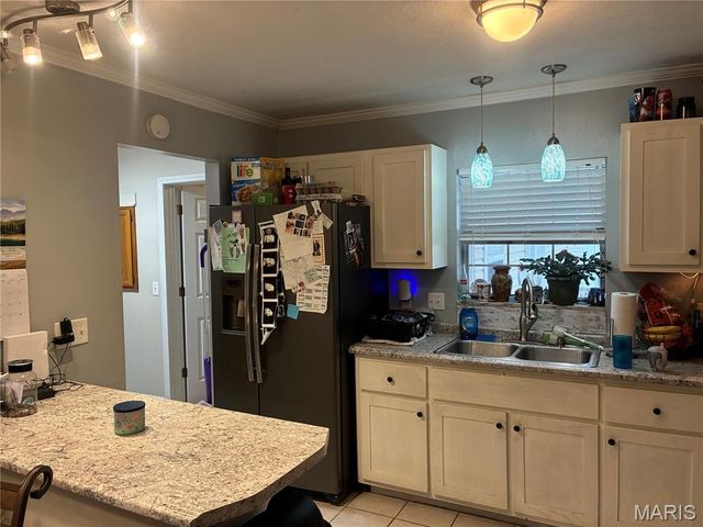 1723 Sunset Drive, Poplar Bluff, MO 63901