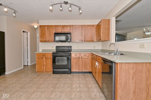 8468 Ash Grove Drive, Indianapolis, IN 46113