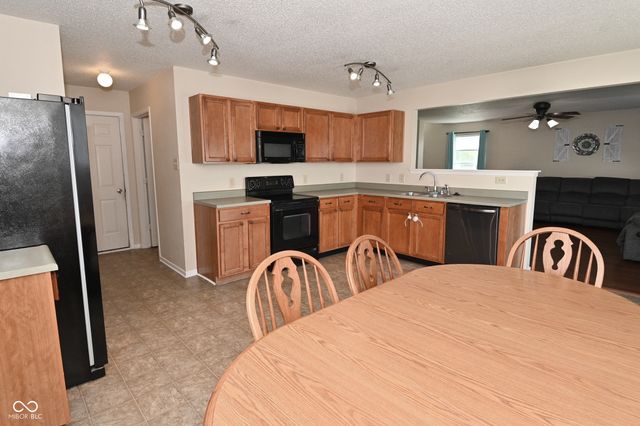 8468 Ash Grove Drive, Indianapolis, IN 46113
