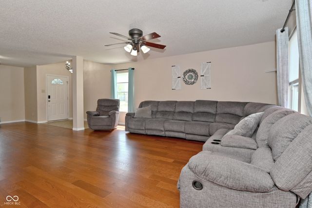 8468 Ash Grove Drive, Indianapolis, IN 46113