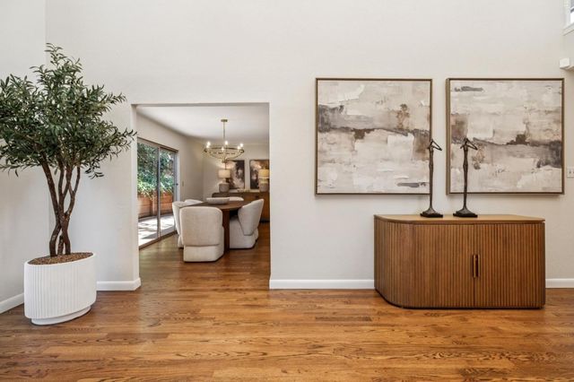 918 La Mesa Drive, Portola Valley, CA 94028