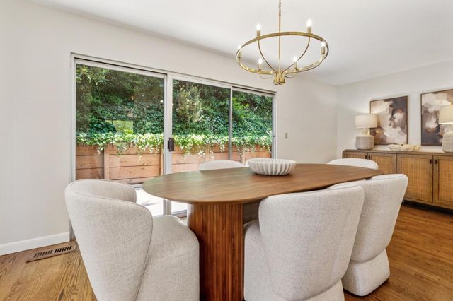 918 La Mesa Drive, Portola Valley, CA 94028