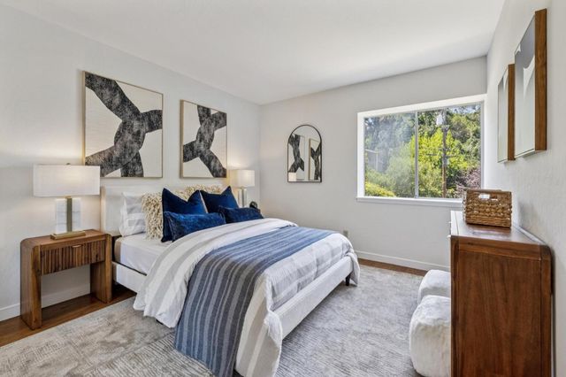 918 La Mesa Drive, Portola Valley, CA 94028