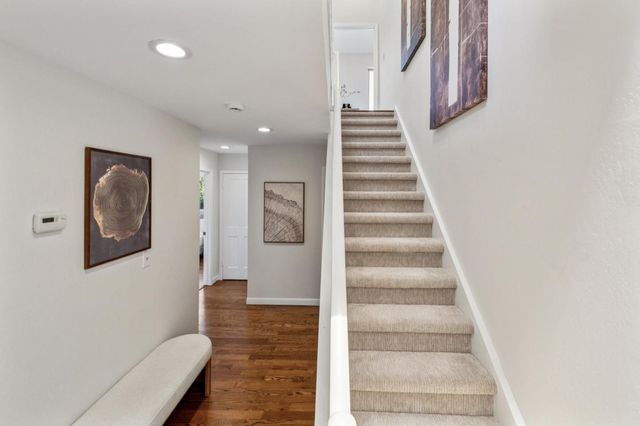 918 La Mesa Drive, Portola Valley, CA 94028