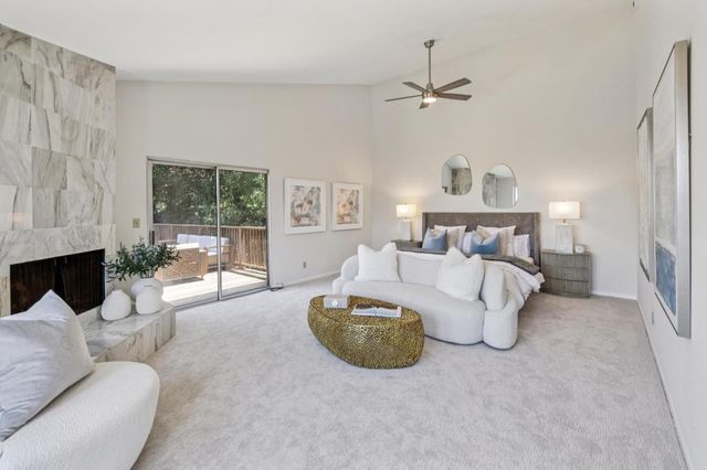 918 La Mesa Drive, Portola Valley, CA 94028