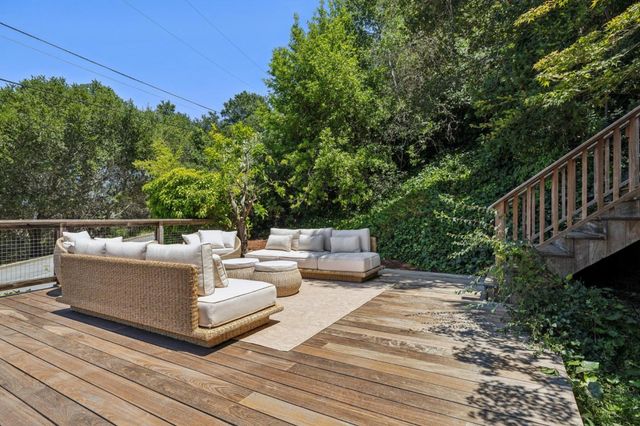 918 La Mesa Drive, Portola Valley, CA 94028