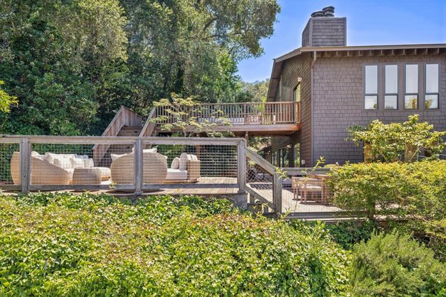 918 La Mesa Drive, Portola Valley, CA 94028