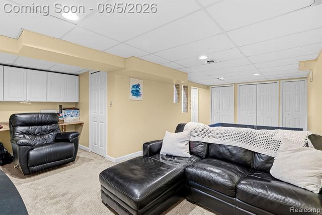 7955 Caberfae Trail, Clawson, MI 48348