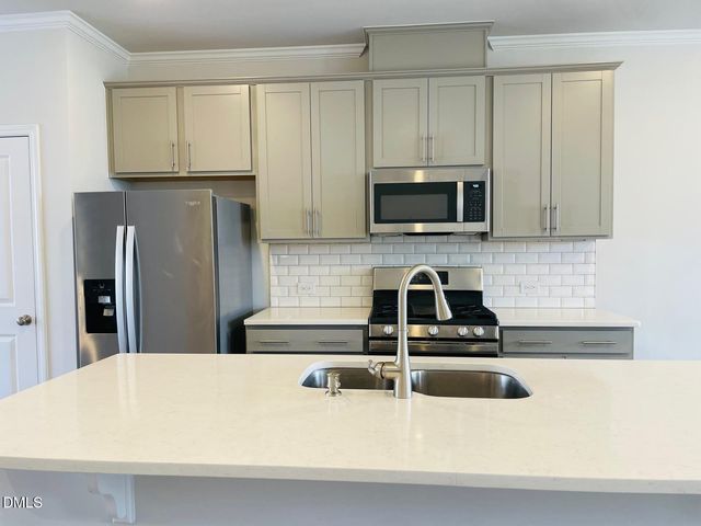 2453 Kasota Lane, Raleigh, NC 27610