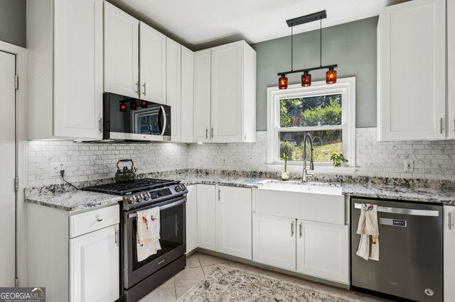 4595 Stewart Reilly Drive NW, Acworth, GA 30101