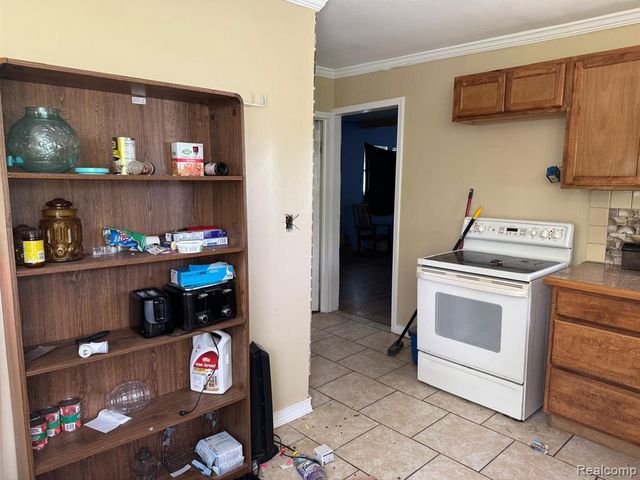 1610 Kent Street, Flint, MI 48503