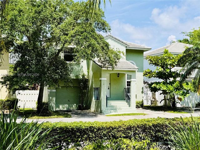841 NW 98th Ave, Plantation, FL 33324