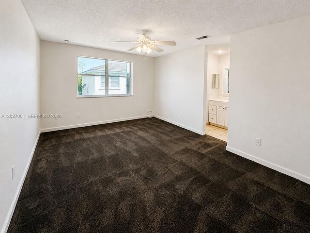 841 NW 98th Ave, Plantation, FL 33324