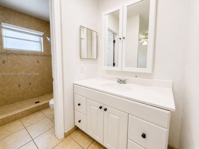 841 NW 98th Ave, Plantation, FL 33324