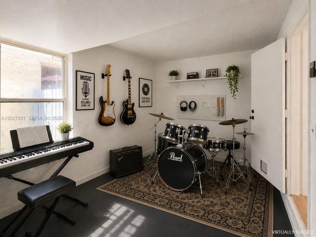 841 NW 98th Ave, Plantation, FL 33324
