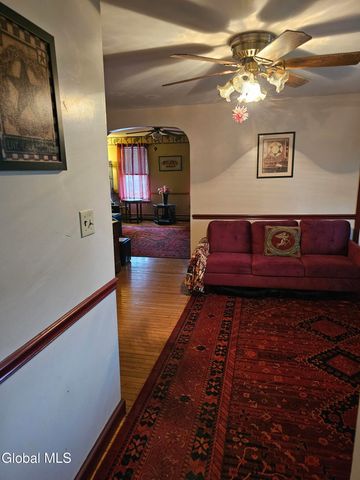 3 9th Street, Waterford, NY 12188