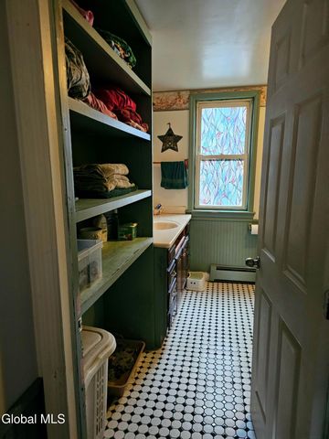 3 9th Street, Waterford, NY 12188