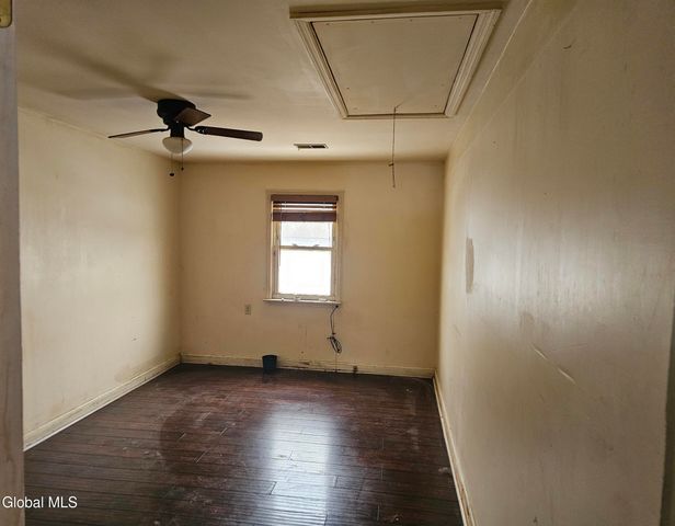 3 9th Street, Waterford, NY 12188