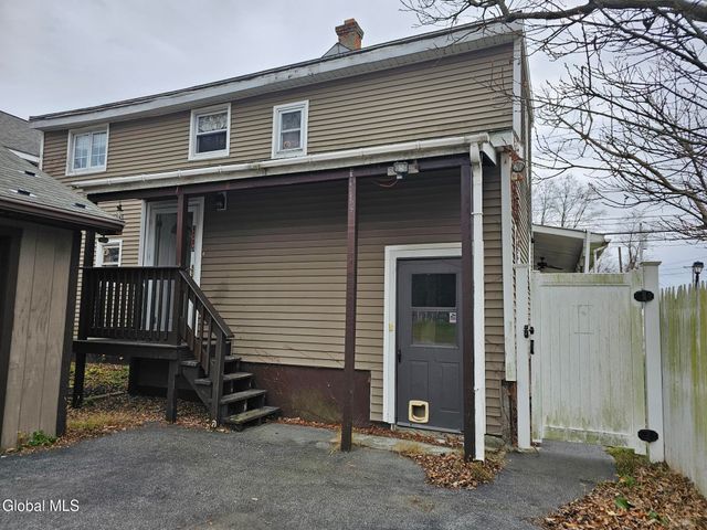 3 9th Street, Waterford, NY 12188