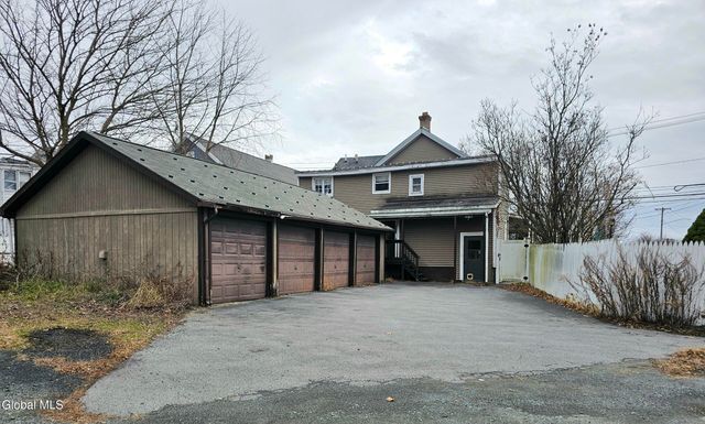 3 9th Street, Waterford, NY 12188