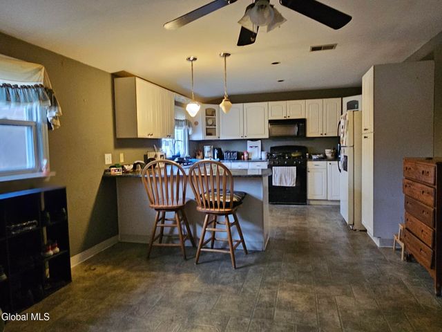 3 9th Street, Waterford, NY 12188