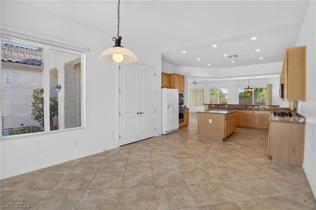 2389 Black River Falls Drive, Henderson, NV 89044
