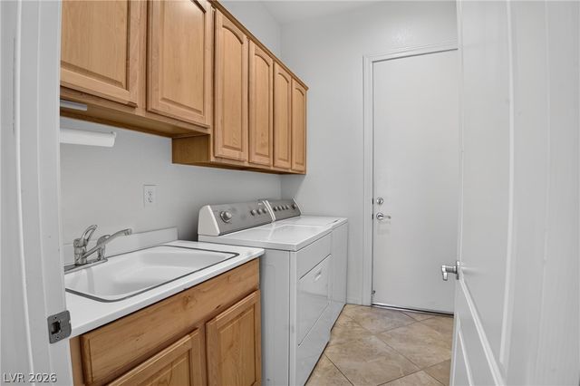 2389 Black River Falls Drive, Henderson, NV 89044