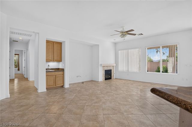 2389 Black River Falls Drive, Henderson, NV 89044