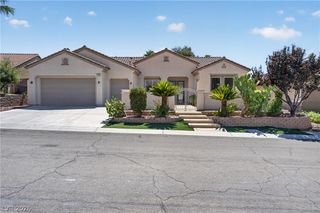 2389 Black River Falls Drive, Henderson, NV 89044