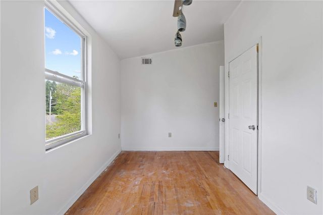 485 Pierson Run Rd, Plum Boro, PA 15239
