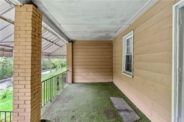 485 Pierson Run Rd, Plum Boro, PA 15239