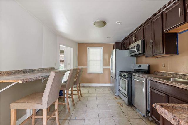 485 Pierson Run Rd, Plum Boro, PA 15239