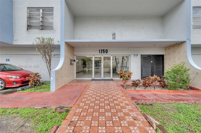 1250 NE 125th Street 311C, North Miami, FL 33161