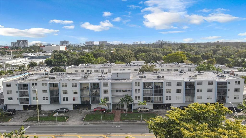 1250 NE 125th Street 311C, North Miami, FL 33161