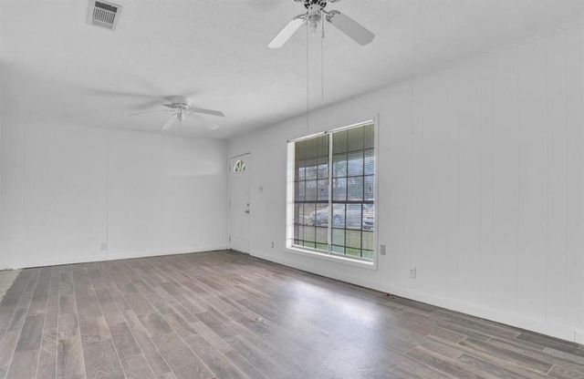 713 Bradley Street, Lake Charles, LA 70607