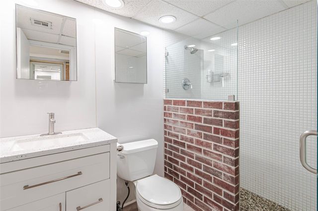 1800 Lavaca ST A705, Austin, TX 78701