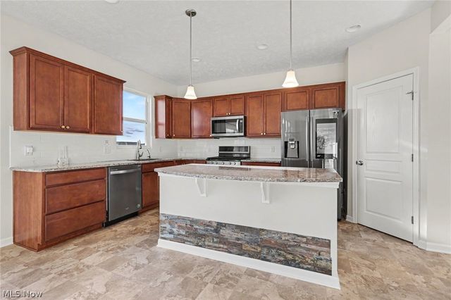 57 Garnett Circle, Copley, OH 44321