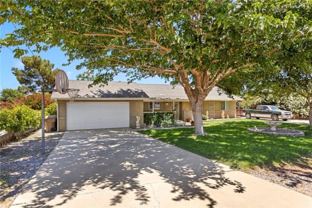 10373 Kern Avenue, Hesperia, CA 92345