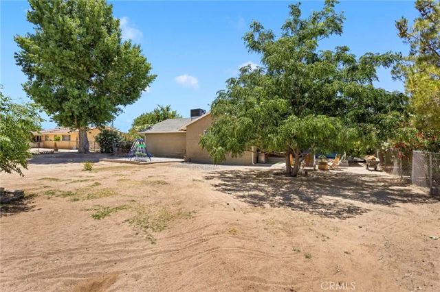 10373 Kern Avenue, Hesperia, CA 92345