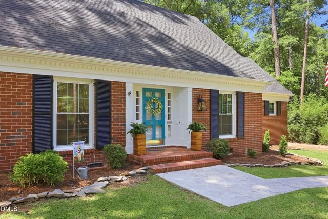 612 W Chisholm, Sanford, NC 27330