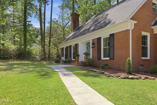 612 W Chisholm, Sanford, NC 27330