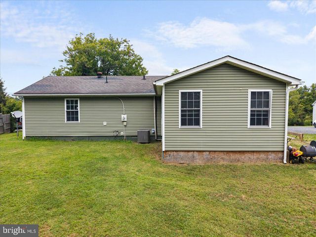 2052 KENDRICK FORD RD, Front Royal, VA 22630